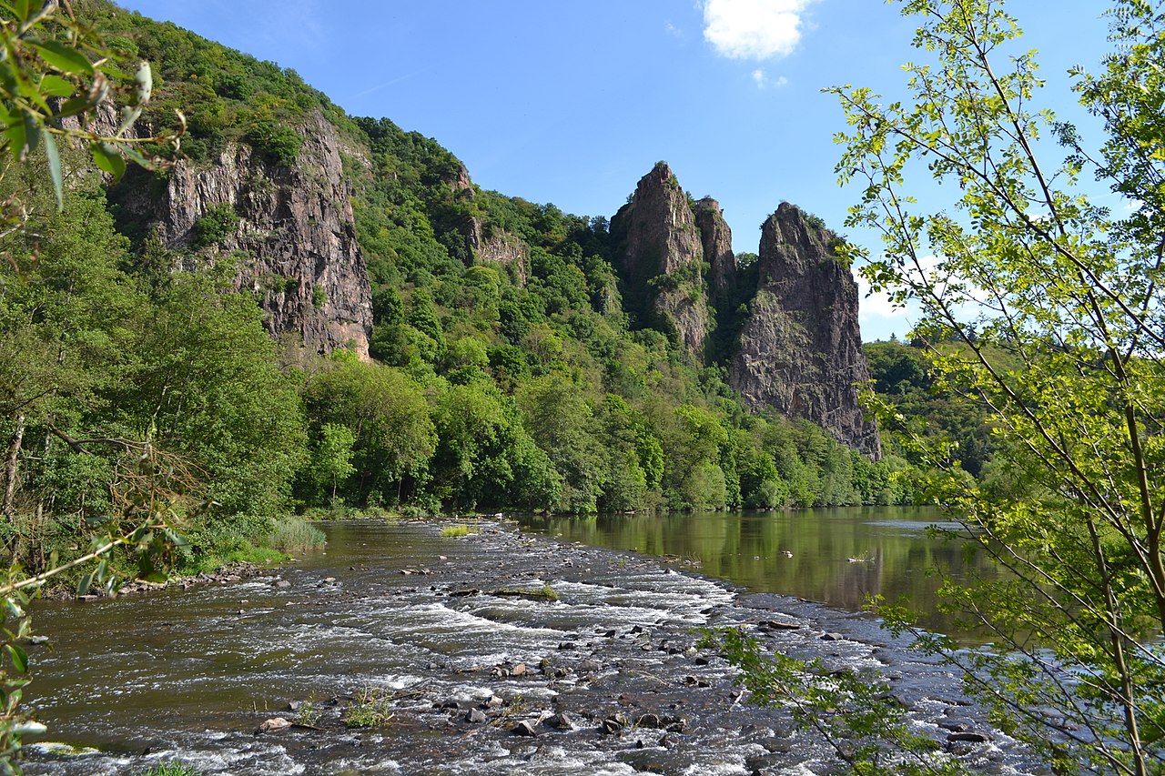 Neue Wanderwege am Rheingrafenstein: Einschränkungen durch private Flächen und unklare Eigentumsverhältnisse